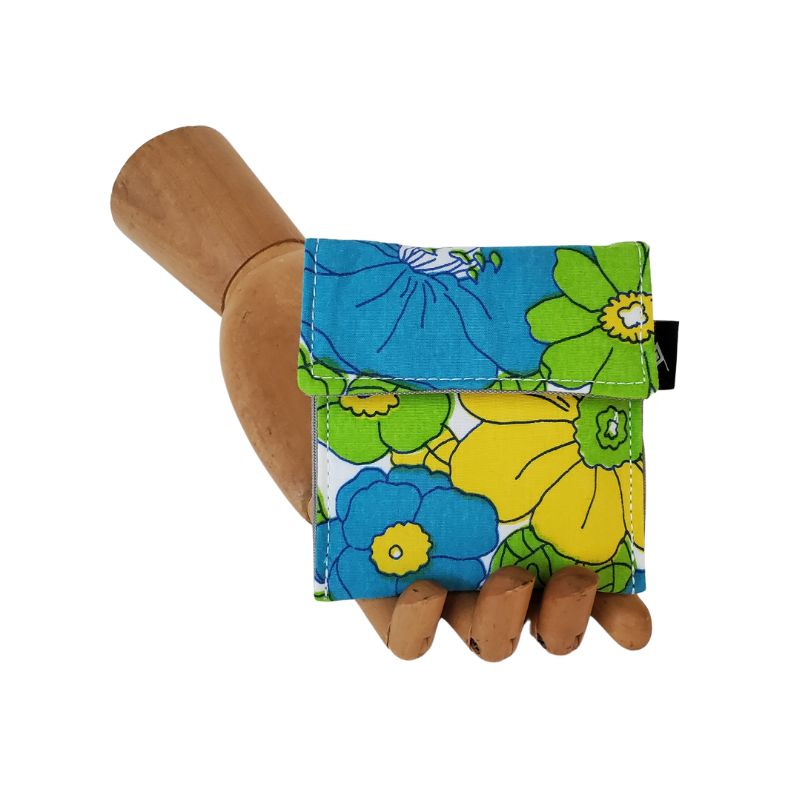 Vintage Fabric 1970s Pool Party. Blue, green and yellow floral Velcro Mini Wallet by Anne Marie Beard. Handmade in Austin, Texas since 2004 y'all! annemarie mini wallet austin texas
