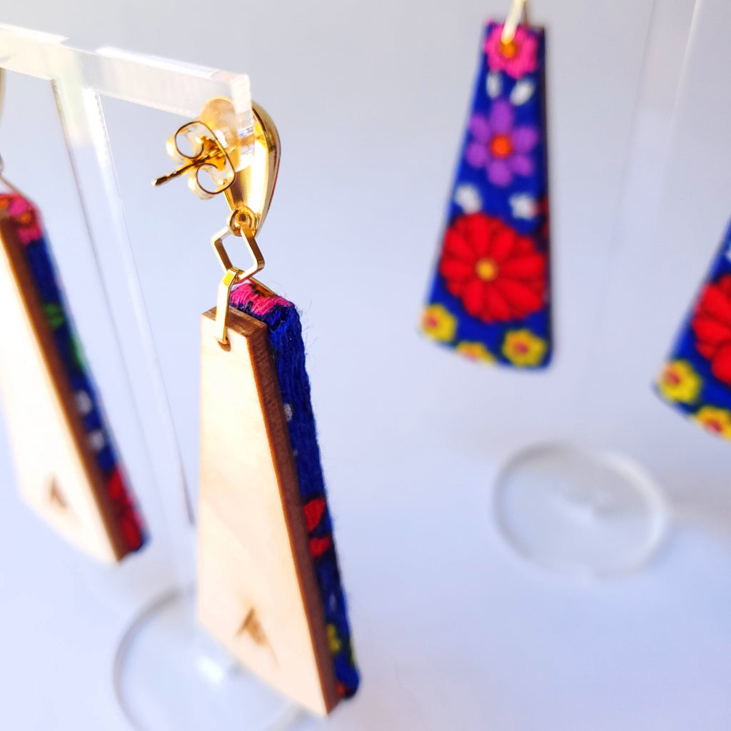 1970s red & blue flower power Sustainable Textile Earrings made from vintage fabric. Sustainable handmade by jewelry designer Anne Marie Beard in Austin, Texas.