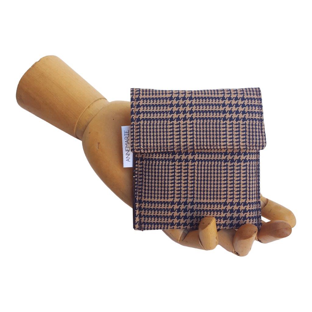 Houndstooth Print - Vintage fabric Velcro Mini Wallet by Anne Marie Beard. Handmade in Austin, Texas since 2004 y'all! annemarie mini wallet austin texas