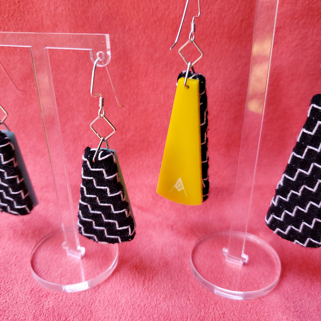 Black & White Zig Zag Textile Earrings made from recycled clothing. Handmade by jewelry designer Anne Marie Beard in Austin, Texas.